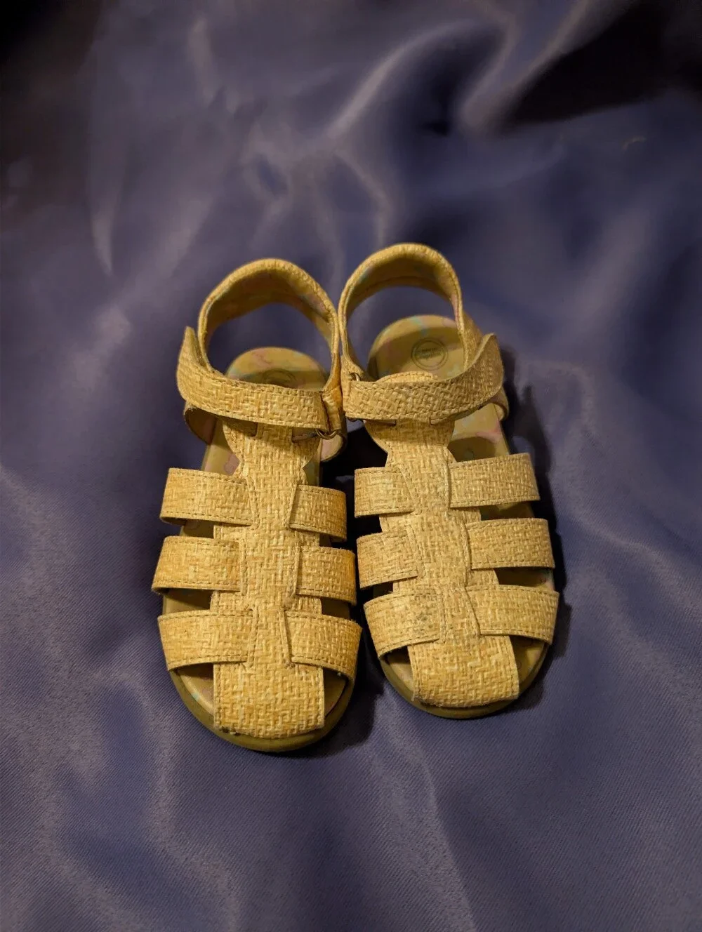 Kids Straw-Style Closed-Toe Sandals in Beige Toddler Size 10